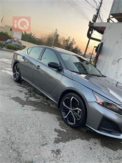 نيسان ألتيما